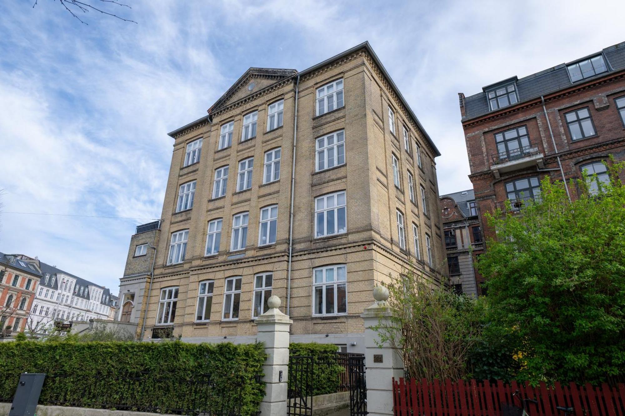 Unique 3 Bedroom Apartment In Vibrant Frederiksberg Copenhaga Exterior foto